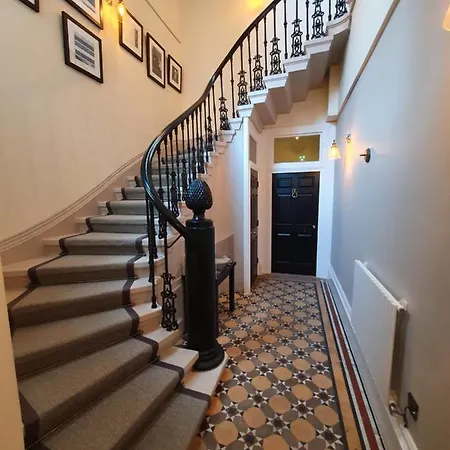 6 Rowntree House Apartmán *