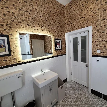 Daire 6 Rowntree House York