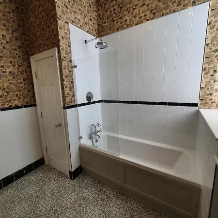 6 Rowntree House Apartmán *