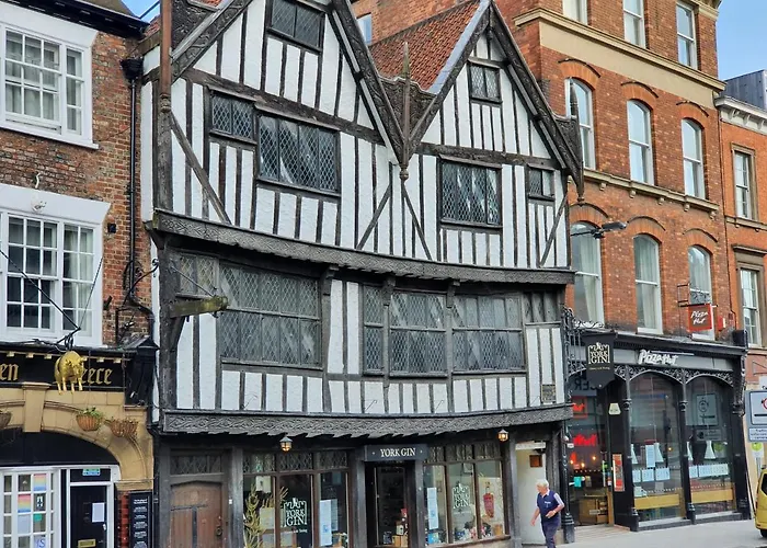 6 Rowntree House York